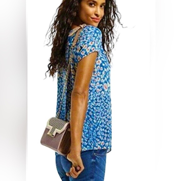 CAbi Blue Button Back Top - Picture 7 of 7